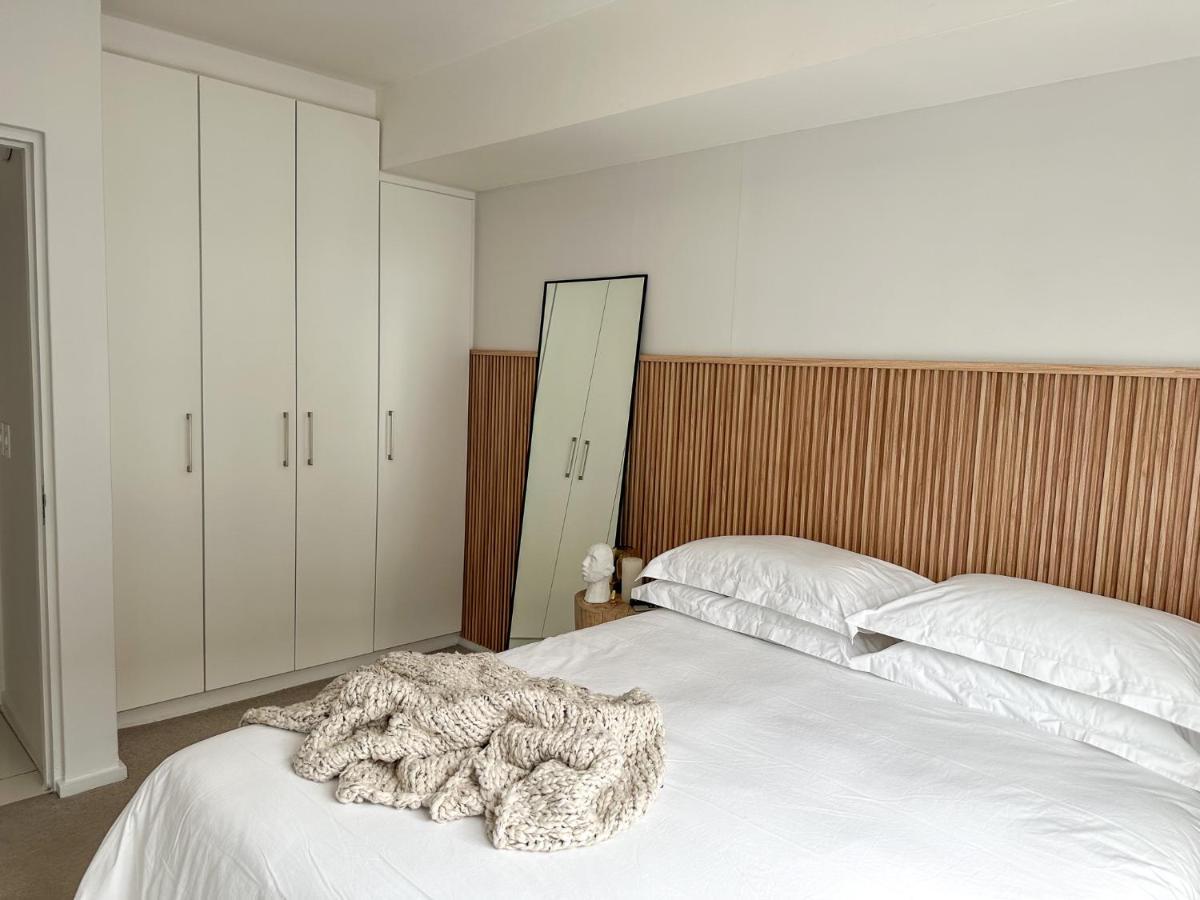 Luxury 1Br Green Point - Walk To Sea Point Promenade! Rooftop Pool, Secure Parking Kapstaden Exteriör bild