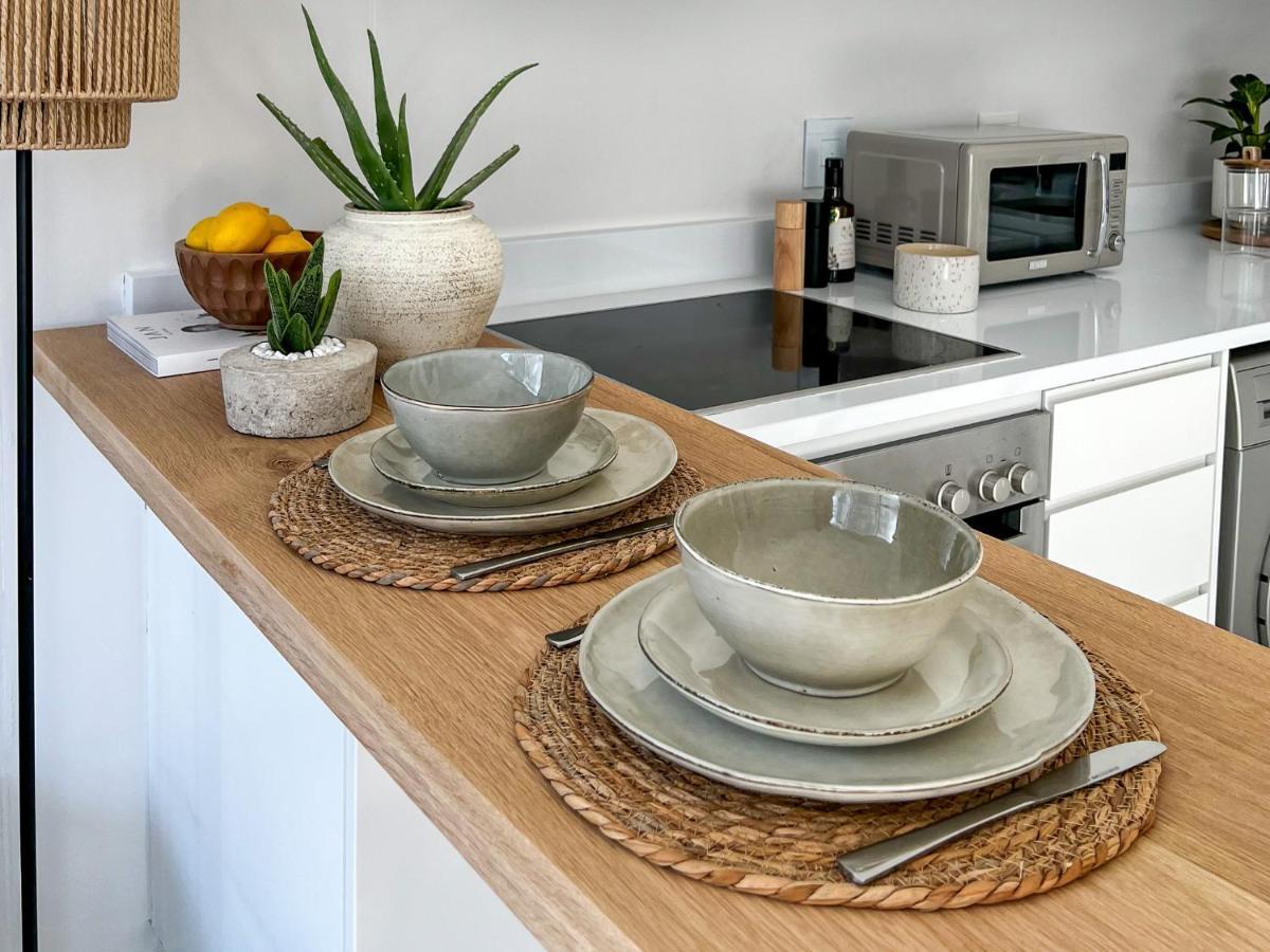 Luxury 1Br Green Point - Walk To Sea Point Promenade! Rooftop Pool, Secure Parking Kapstaden Exteriör bild