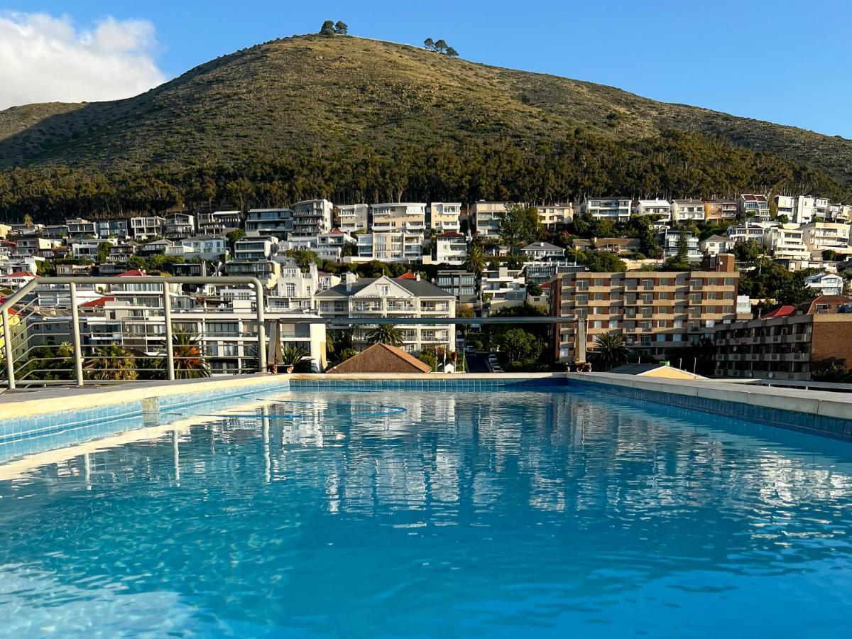 Luxury 1Br Green Point - Walk To Sea Point Promenade! Rooftop Pool, Secure Parking Kapstaden Exteriör bild